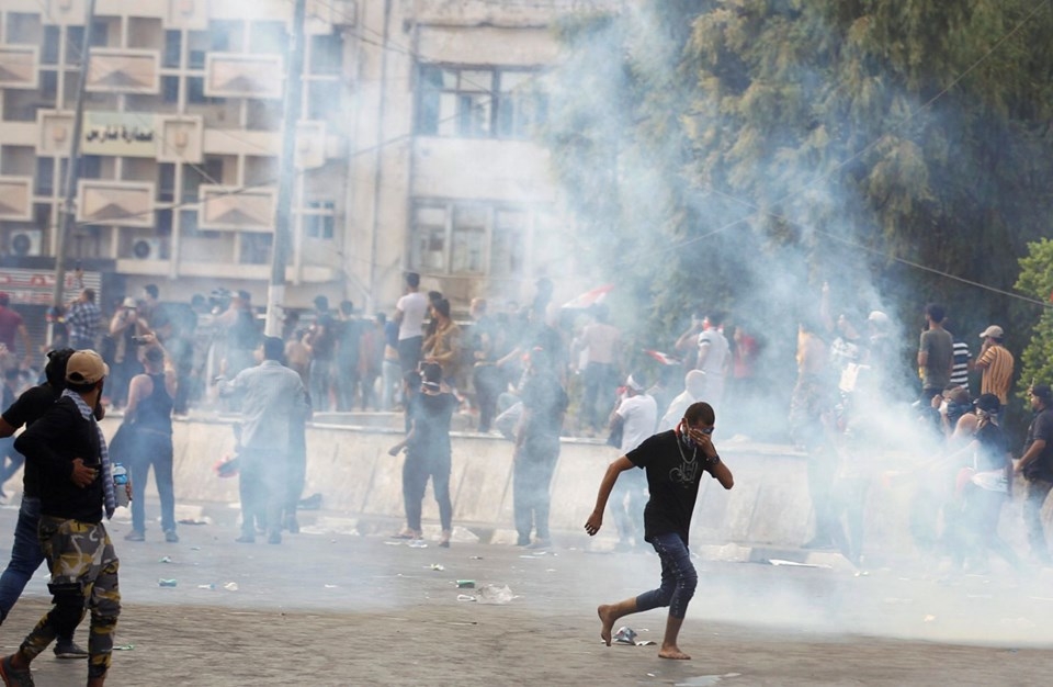 Irak'ta hükümet karşıtı gösteriler (Sosyal medya erişimi durdu,) 58