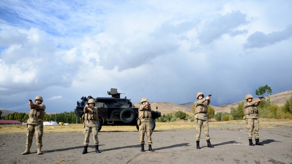 Terör ve kaçakçılıkla mücadelenin 'kadın kahramanları' 15