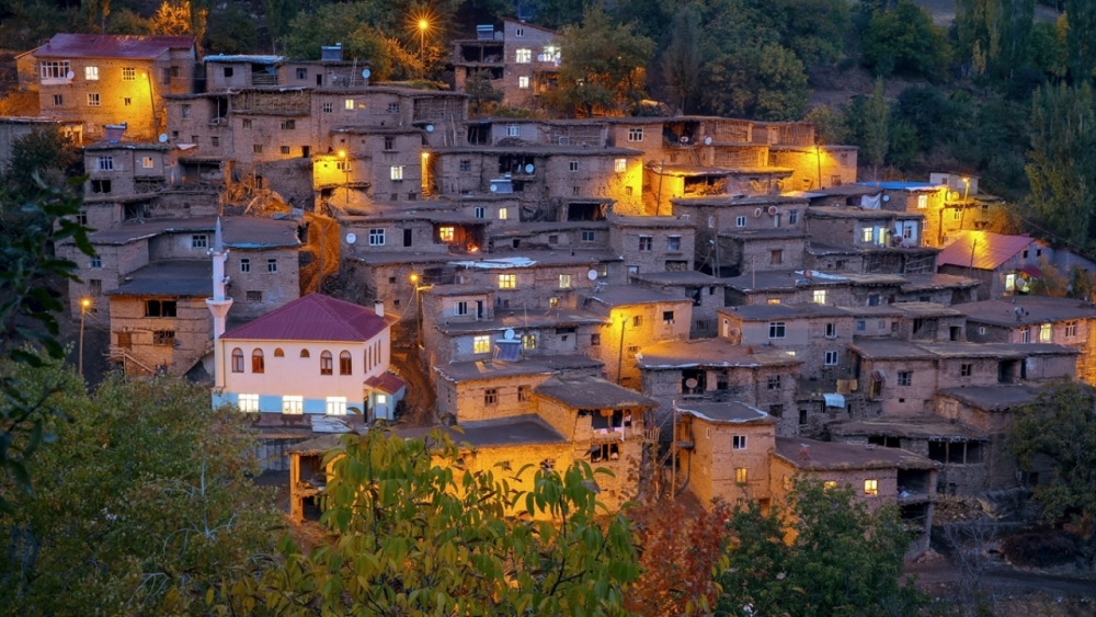 Hizan, doğallığı ve tabiatıyla ziyaretçilerini büyülüyor 11