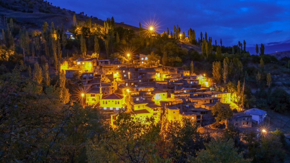Hizan, doğallığı ve tabiatıyla ziyaretçilerini büyülüyor 13