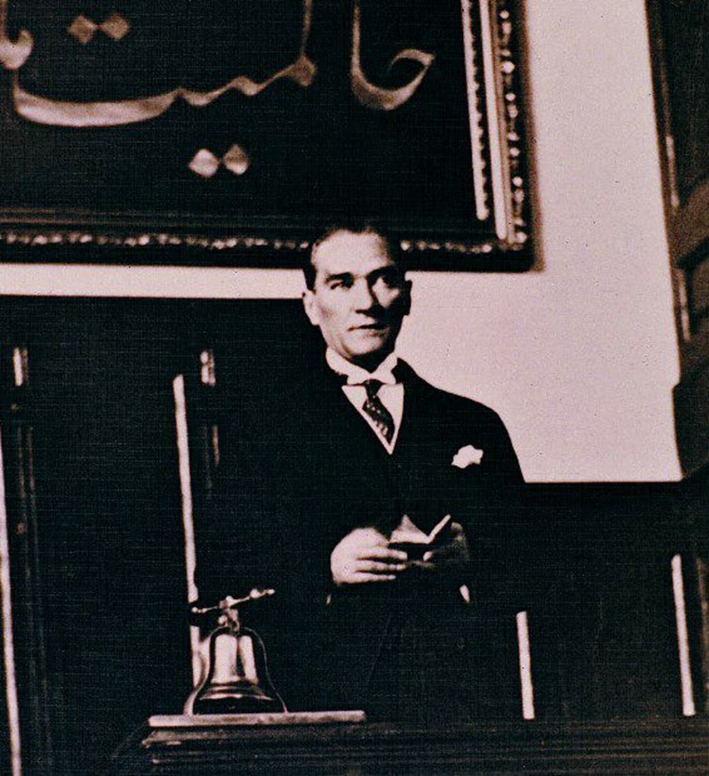 Mustafa Kemal Atatürk'ün ebediyete intikalinin 81. yılı (10 Kasım 1 12