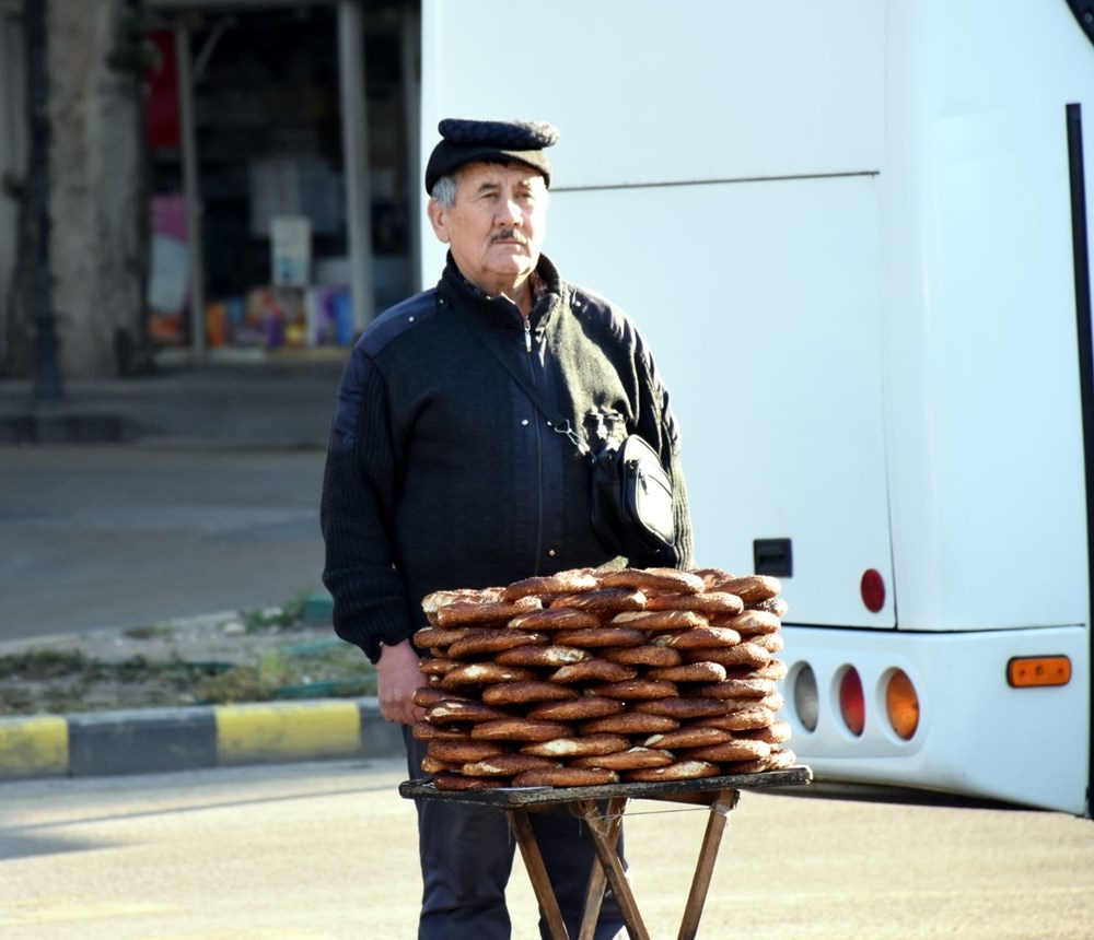 Ata'ya saygı: 09.05'te hayat durdu 17