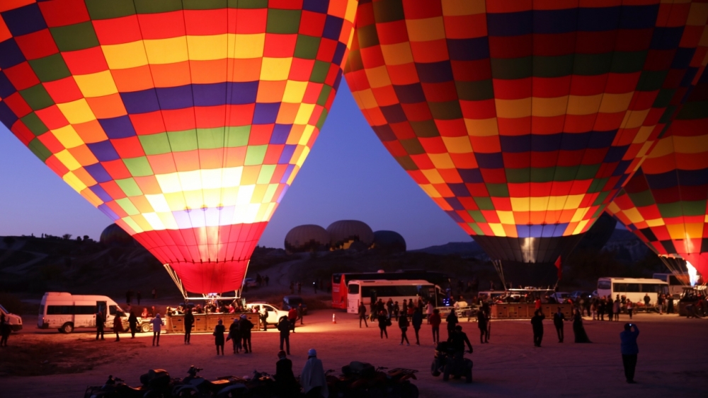 Seher vakti güzelliği balonlarla renkleniyor 11