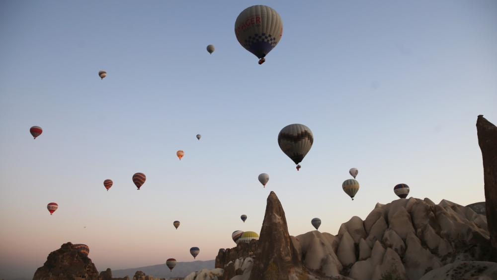 Seher vakti güzelliği balonlarla renkleniyor 9