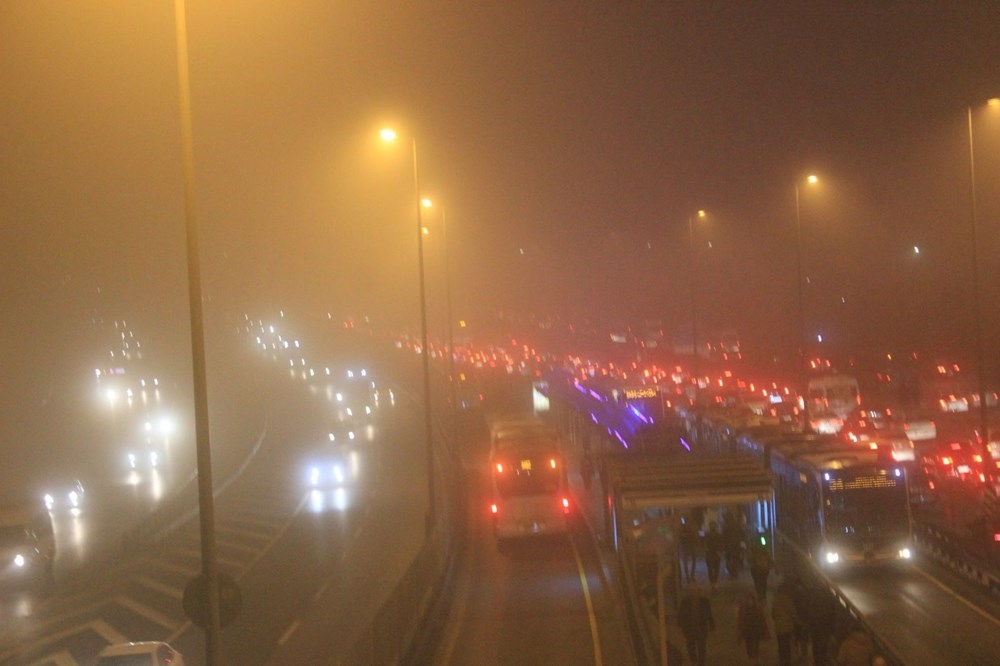 İstanbullular güne sisle uyandı 2