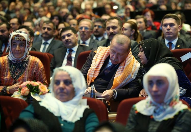 Erdoğan'ı görünce telefonlara sarıldılar! Renkli anlar... 21