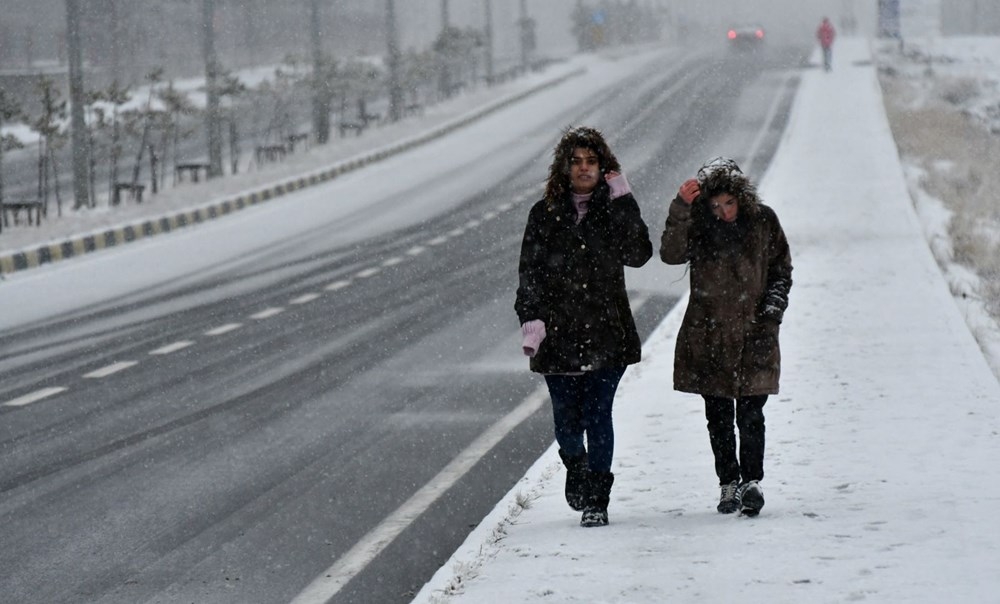 Türkiye'de beyaz örtü Doğu Anadolu'yu etkisi altına aldı 10