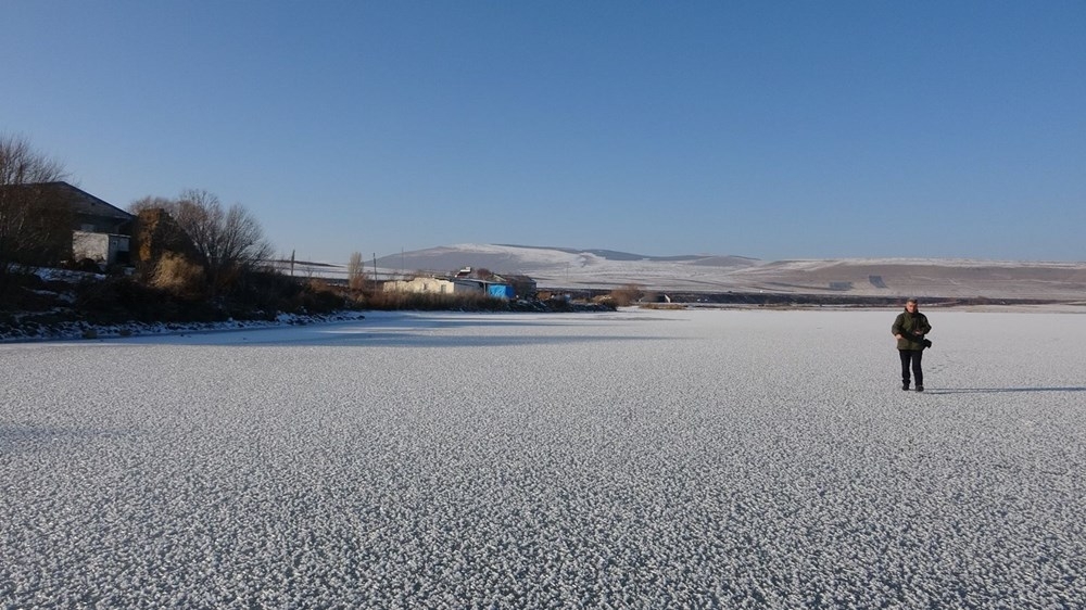 Ardahan'da Aktaş Gölü dondu 10
