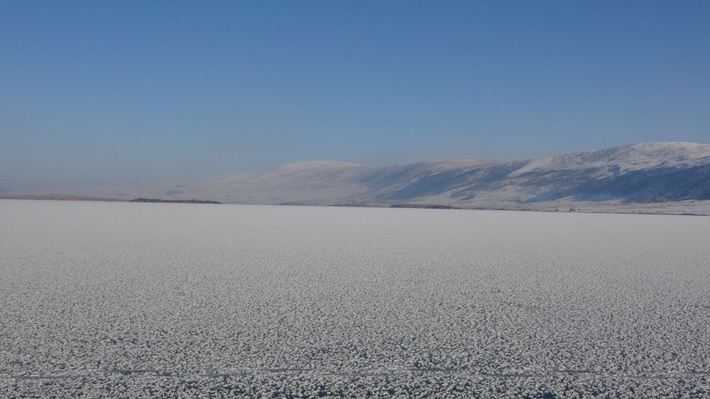 Ardahan'da Aktaş Gölü dondu 11