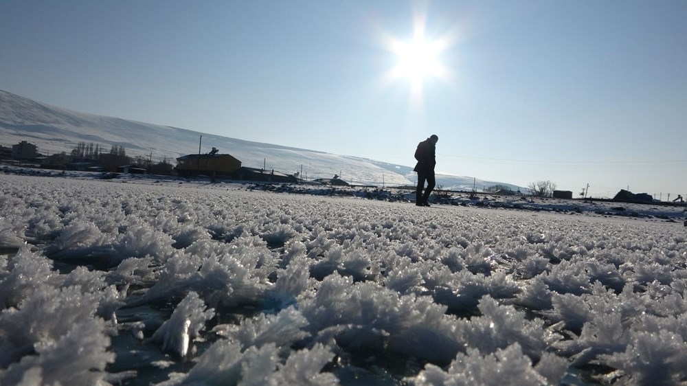 Ardahan'da Aktaş Gölü dondu 8