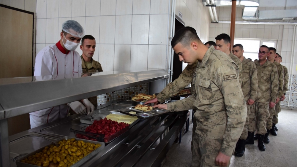 Jandarma kışın da teröristlere göz açtırmıyor 10