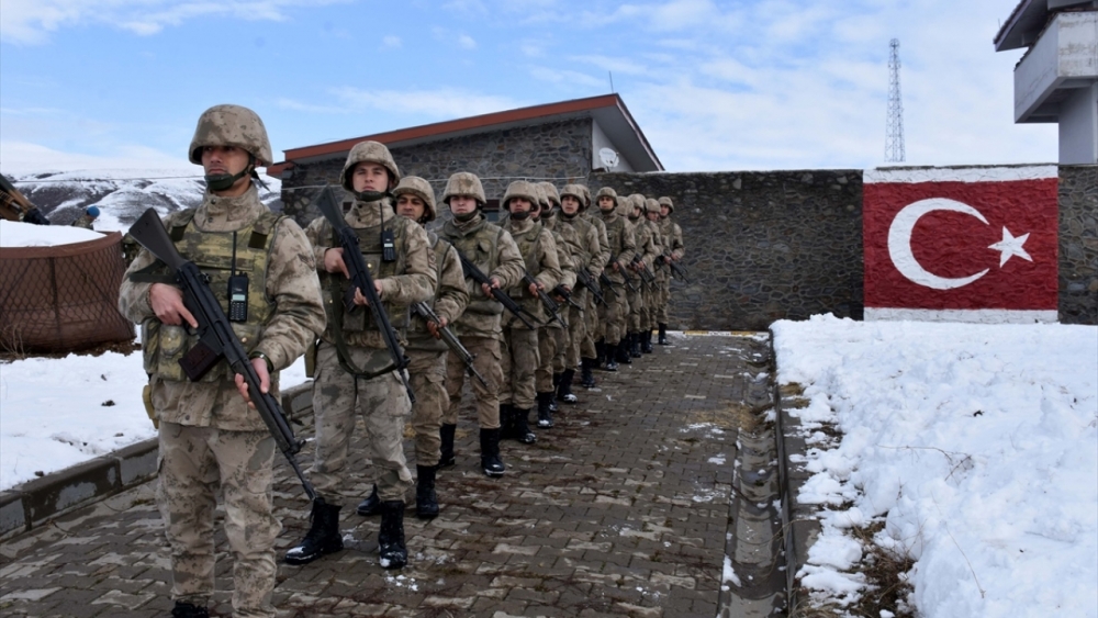 Jandarma kışın da teröristlere göz açtırmıyor 6