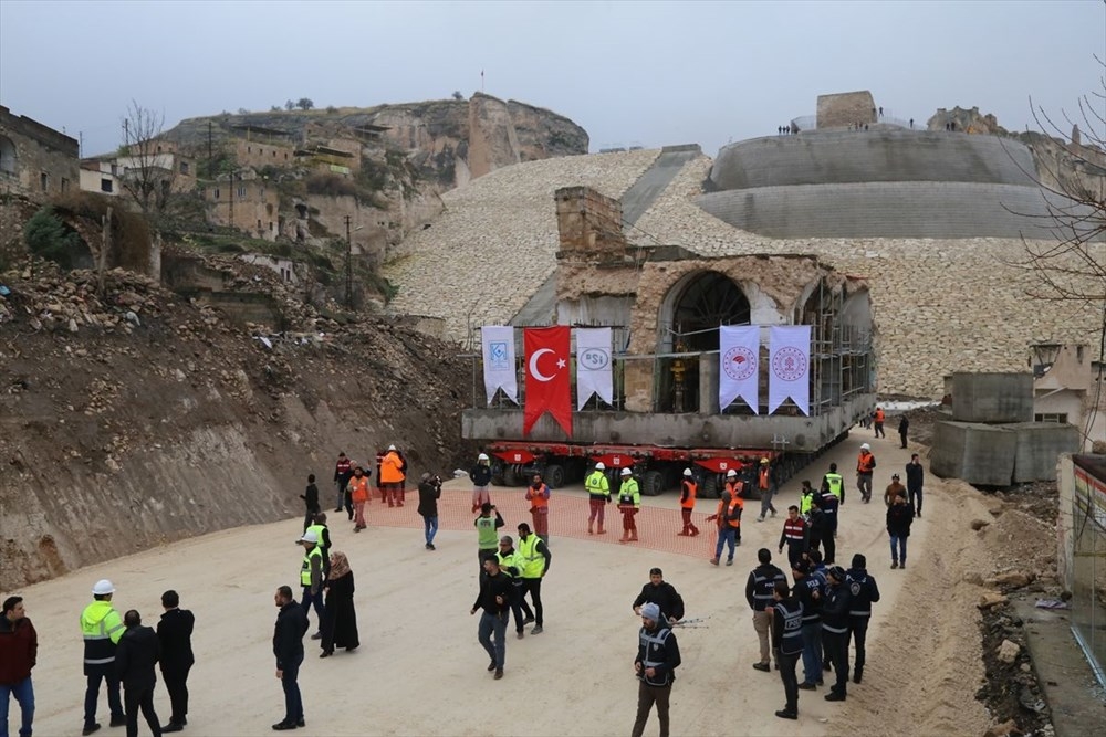 609 yıllık Er- Rızk Camisi'nin ana gövdesi taşındı 5