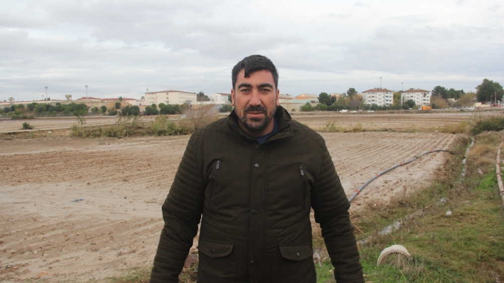 Sular çekildi, sele kapılan otomobiller ortaya çıktı 6