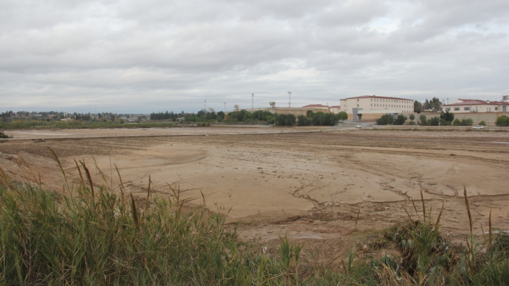 Sular çekildi, sele kapılan otomobiller ortaya çıktı 8