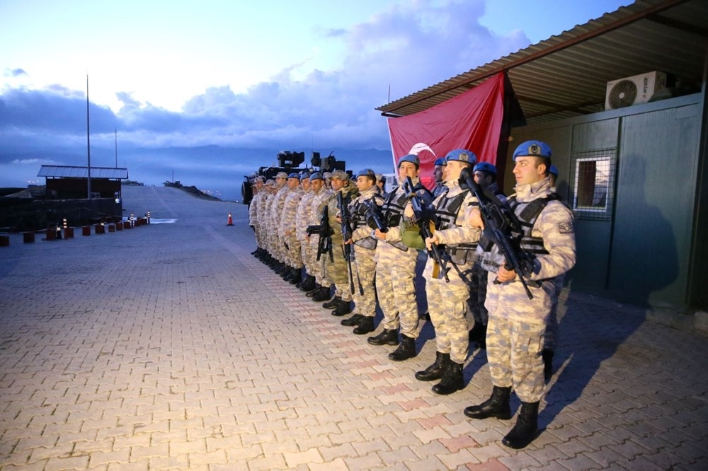 Mehmetçik yeni yılı nöbette karşıladı 5