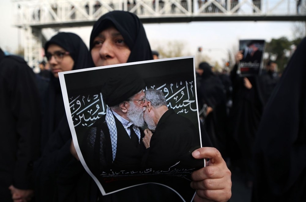 İran Kasım Süleymani için yas tutuyor 20