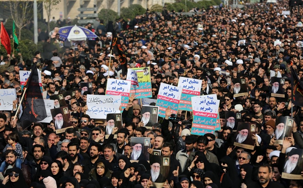 İran Kasım Süleymani için yas tutuyor 48