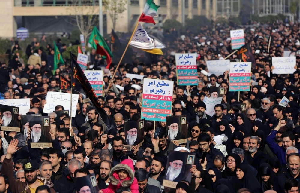 İran Kasım Süleymani için yas tutuyor 57