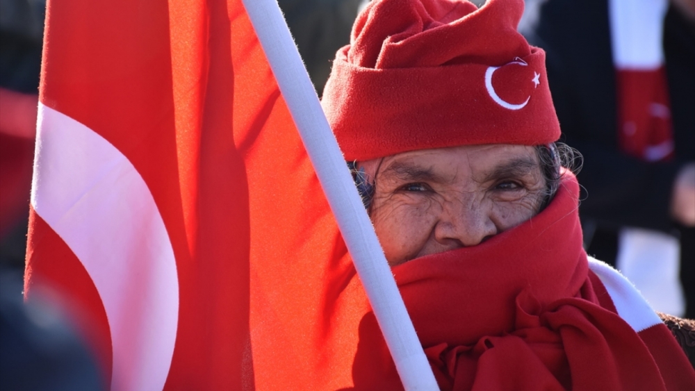 Vefakar gençlik, fedakar ecdadı 105'inci yılında anmak için toplanı 17