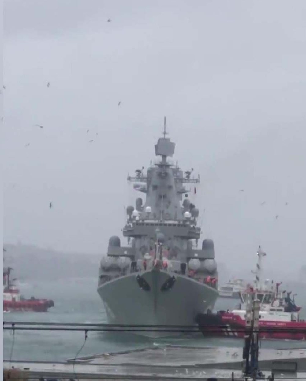 Rus savaş gemisi Kabataş açıklarında sürüklendi 2