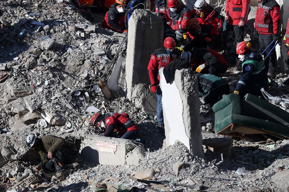 Elazığ deprem bölgesinden son görüntüler 19