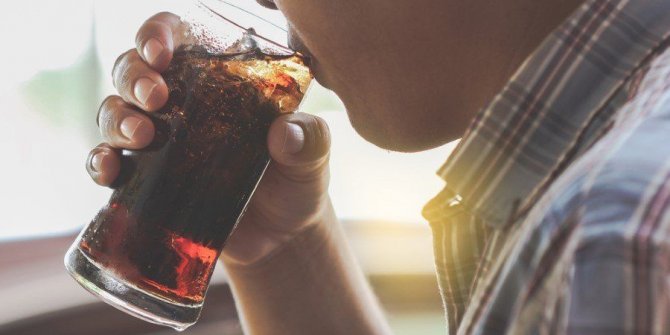 Asitli içeceklerin hiç bilmediğimiz 5 zararı
