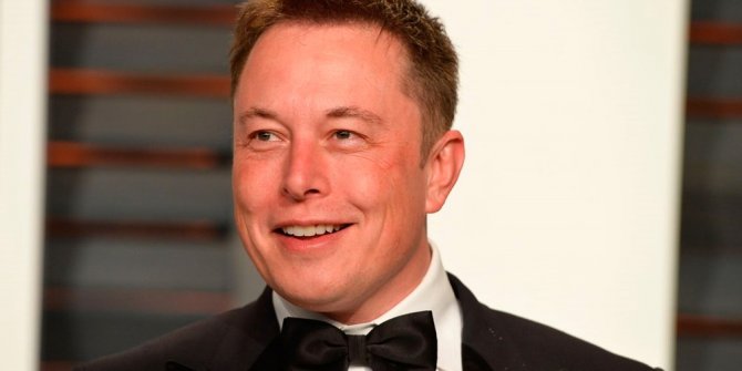 Elon Musk 137 milyon dolarlık 7 evini satışa çıkardı