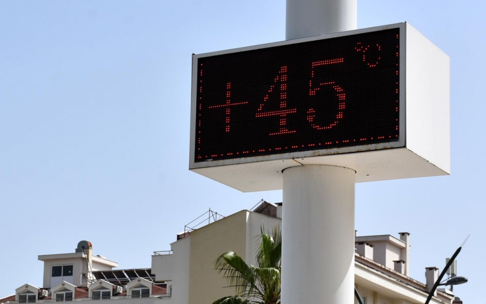 Termometreler 47 dereceyi gördü! 91 yıllık rekorlar kırıldı 2