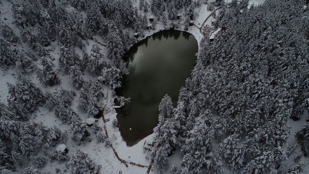 Limni Gölü beyaza büründü 4