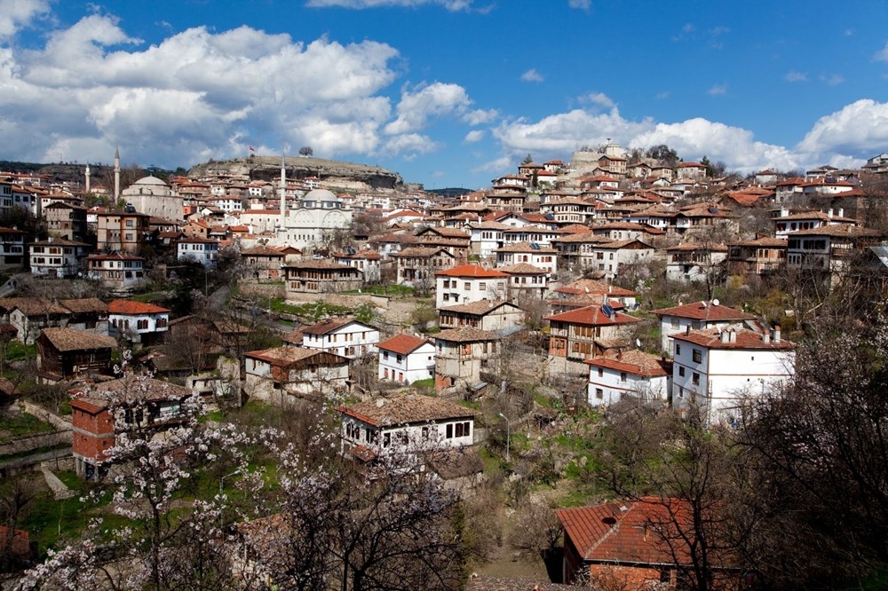 13 haneli mahalleden modern şehre: Karabük 2