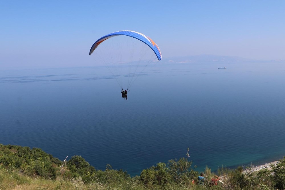 Uçmakdere, normalleşme sürecinde yamaç paraşütü adresi oldu 8