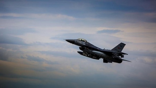 Yunan profesörün F-16 sözleri ortalığı karıştırdı! 3