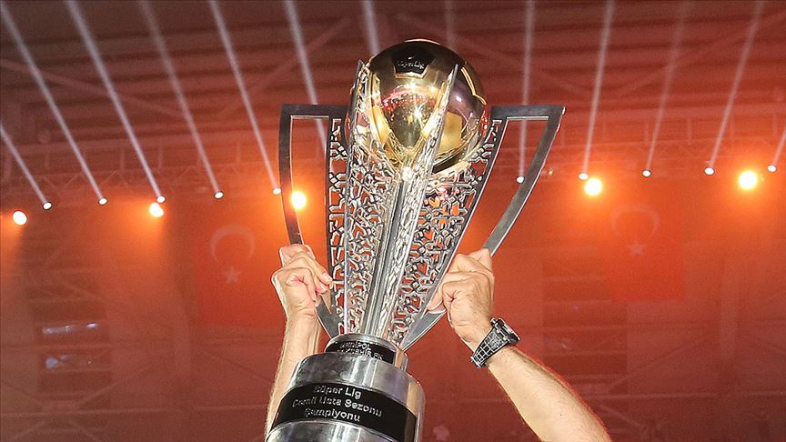 Süper Lig'de 62 sezonda 6 şampiyon takım