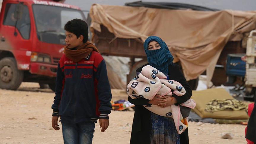 Hama’dan 80 bin kişi İdlib’in kuzeyine göç etti