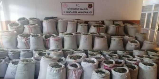Diyarbakır'da 1.2 ton esrar ele geçirildi; 3 gözaltı