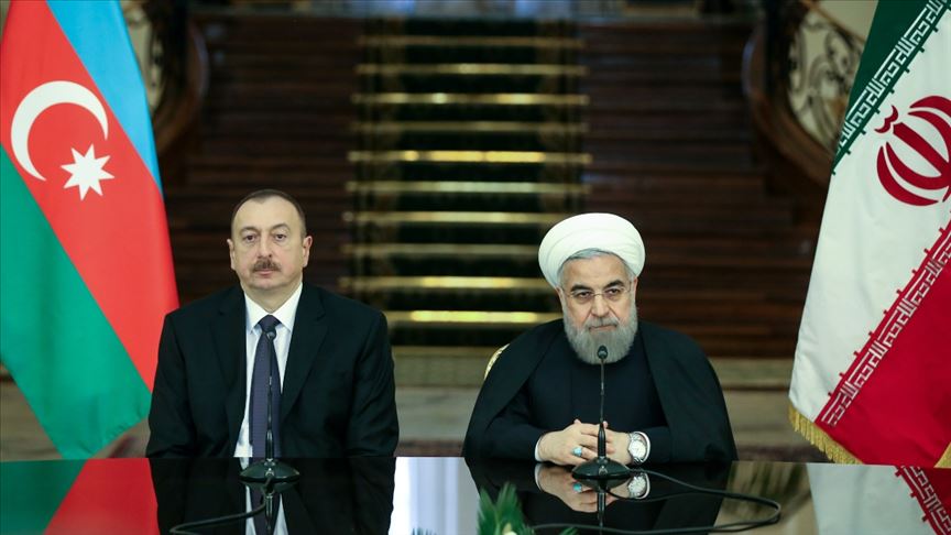 Ruhani ile Aliyev Dağlık Karabağ'daki çatışmaları görüştü
