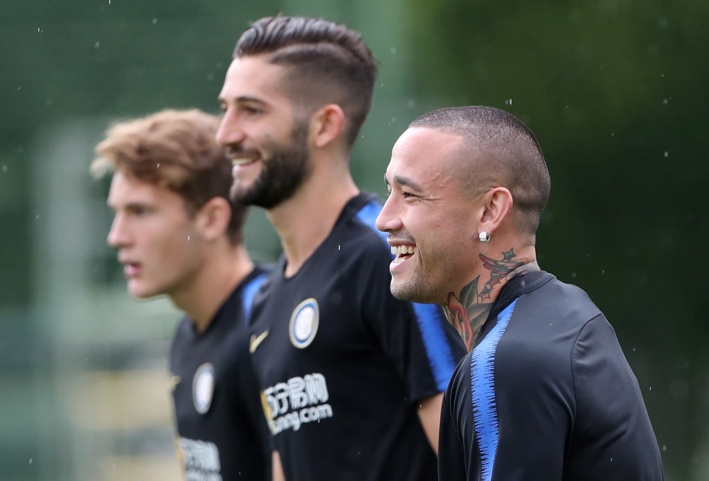 Inter'de 3 futbolcunun daha Kovid-19 testi pozitif çıktı
