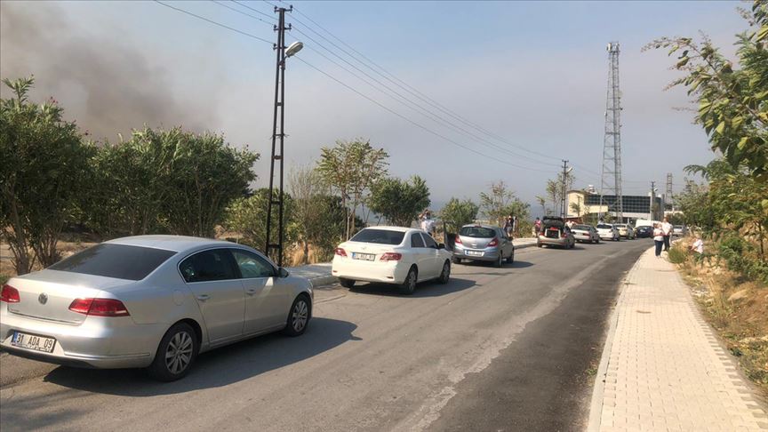 AFAD: Hatay'daki yangında 542 kişi tahliye edildi