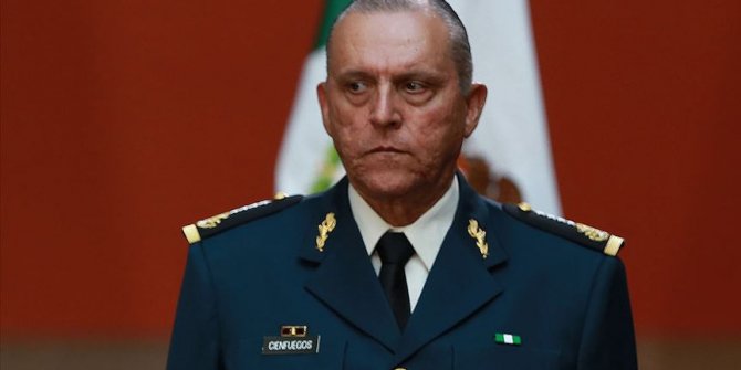 Eski Meksika Savunma Bakanı, ABD'de 'uyuşturucu kaçakçılığına yardım etmekle' suçlandı