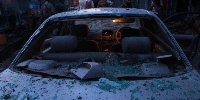 Afganistan'da bomba yüklü araçla saldırı: 12 ölü