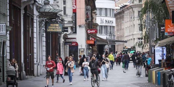 Slovenya'da kısmi sokağa çıkma yasağı uygulanacak