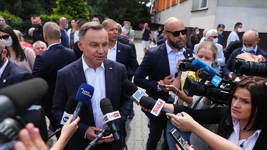 Polonya Cumhurbaşkanı Duda'nın Kovid-19 test sonucu pozitif çıktı