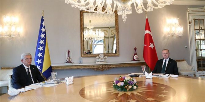 Cumhurbaşkanı Erdoğan, Bosna Hersek Devlet Başkanlığı Konseyi Başkanı Caferoviç ile görüştü