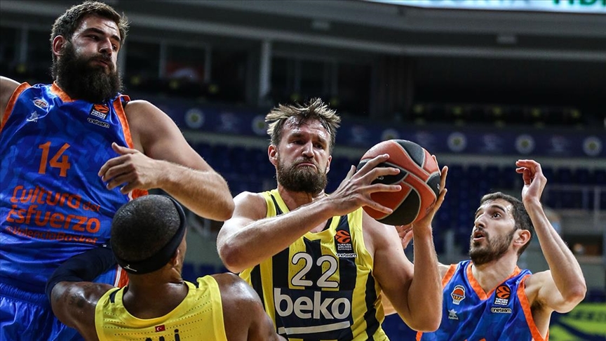 Fenerbahçe Beko, Valencia Basket'e 90-86 mağlup oldu