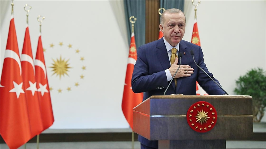 Cumhurbaşkanı Erdoğan: Milletimizi küresel rüzgarların önünde savurmak isteyenlere meydanı bırakmayacağız