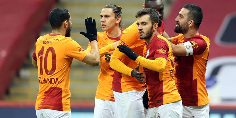 Galatasaray, Trabzonspor'a konuk olacak