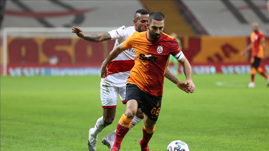 Galatasaray averajla liderliği kaybetti