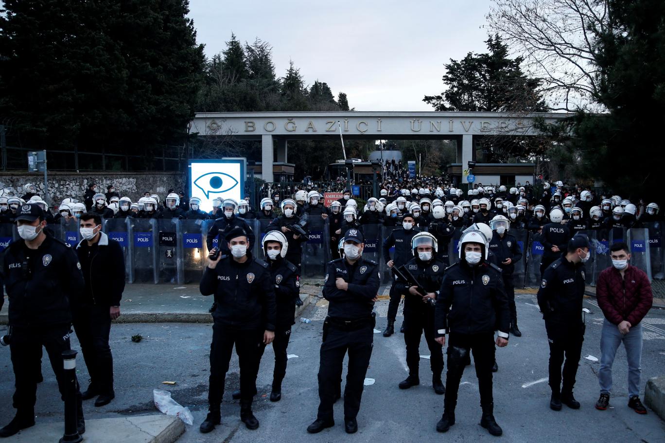 Valilik, Boğazici Üniversitesi gösterilerini yasakladı