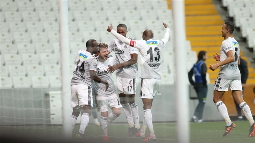 Beşiktaş, Denizlispor'u 3-0 mağlup etti